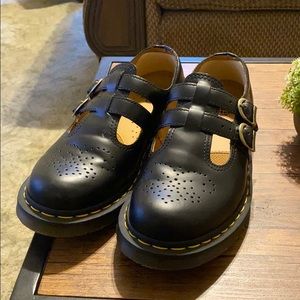 Doc Martens Mary Janes